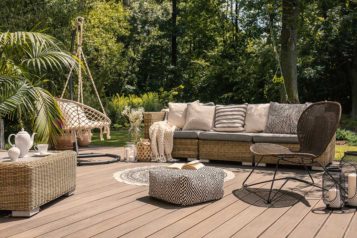 Quel revêtement pour une terrasse de maison + bois