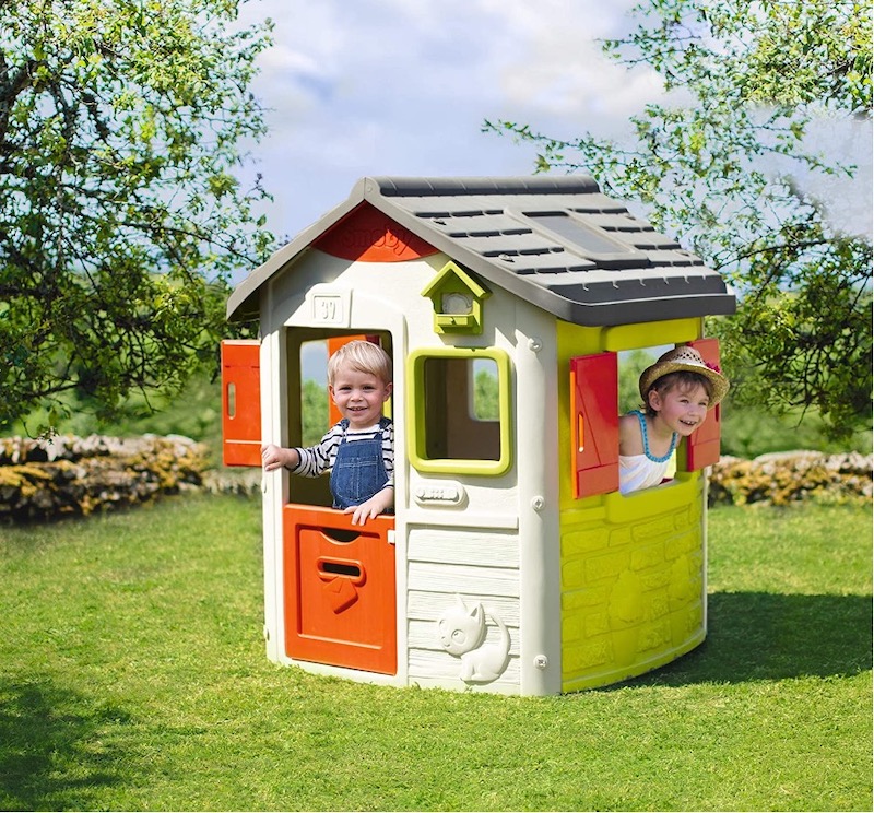 jeu extérieur enfant 8 cabane smoby avec enfants
