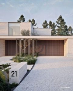 Maison moderne avec bardage bois