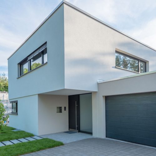 Maison moderne à étage